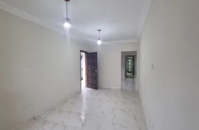 Sobrado  a venda em  ribeirão pires, fica há 02 minutos do centro