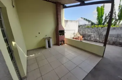 Sobrado a venda fica há 5 minutos do centro de suzano, ótimo para investimento  ou moradia