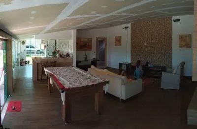 Chácara a venda em Suzano, ótima para moradia, lazer ou locação