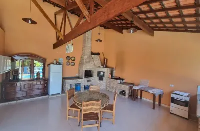 Chácara a venda em  suzano, são  02 casas no mesmo terrenos, idela para moradia ou renda