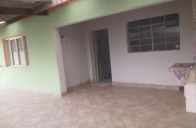 Casa a venda em palmeiras, aceita financiamento bancário, ótima localização