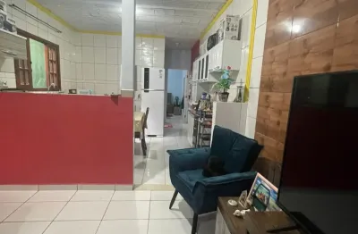 Sobrado a venda no rafo suzano, são 02 casas com ótima localização