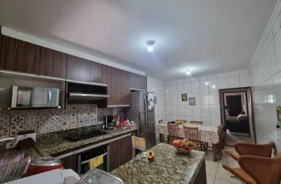 Sobrado a venda em mauá, ótima localização, próximo a estação