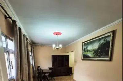 Casa a venda no centro de ouro fino paulista, ótima localização