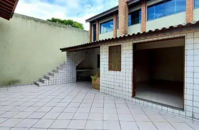 Casa a venda em ouro fino paulista, com excelente acabamento