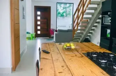 Casa no villa branca  com 3 dormitórios sendo 1 suíte 250m² - jacareí