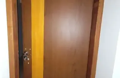 Apartamento com 1 quarto para alugar na rua abílio moreira de miranda, 282, imbetiba, macaé, 46 m2 por r$ 1.650