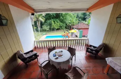 Casa para venda em guapimirim, iconha, 5 dormitórios, 2 suítes, 5 banheiros, 6 vagas