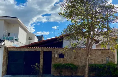 Casa com 3 quartos à venda na Rua Dom Pedro I, 209, Nova Guará, Guaratinguetá