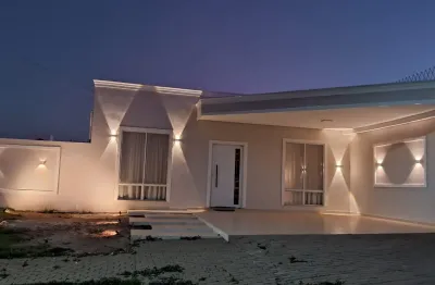 Casa em condomínio luxuoso com ótima localização, ideal para famílias. oportunidade imperdível. oferta especial.