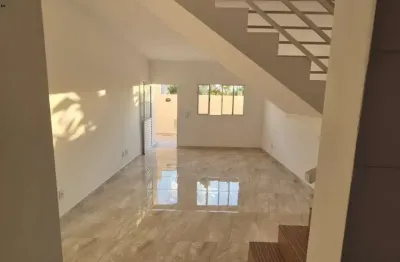 Casa / Sobrado para Venda em Poá, Vila Amélia, 2 dormitórios, 2 suítes, 2 banheiros, 1 vaga