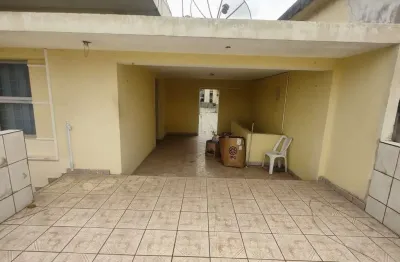 Casa para Locação em Suzano, Vila Figueira, 2 dormitórios, 2 banheiros, 1 vaga