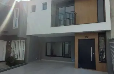 Casa com 3 quartos à venda no Pinheirinho, Curitiba 