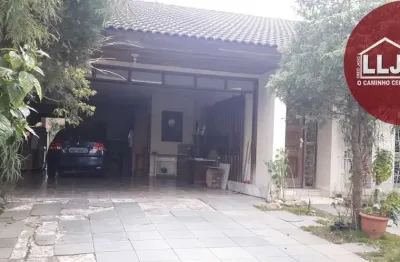 Casa com 4 quartos à venda no Bacacheri, Curitiba 