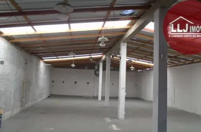 Excelente barracão 380m2, terreno 500 m2, regiao alta r  750 mil prox linha verde