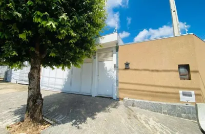 Casa com 3 quartos para alugar na Rua Independência, 1269, Canaã, Marília
