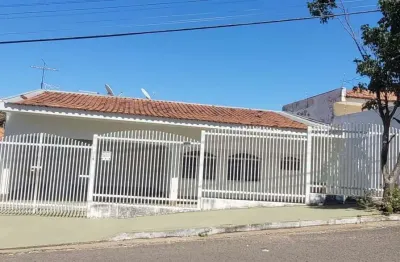Casa com 3 quartos à venda no Jardim Ohara, Marília 