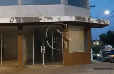 Casa comercial para alugar na Avenida Pedro de Toledo, 1318, Palmital, Marília