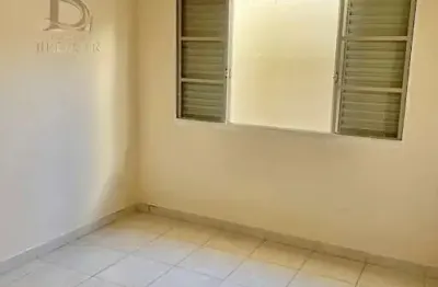 Casa para alugar no jardim aeroporto marília, 3 quartos, 1 suíte