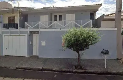 Alugue casa com 4 dormitórios em jardim maria izabel - marília