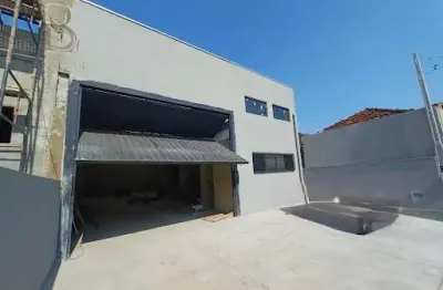 Ponto comercial para alugar na Rua Bonfim, Alto Cafezal, Marília