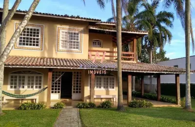 Sobrado com 6 suítes à venda, 550m² por r$ 2.500.000 - pontal santa marina - caraguatatuba/sp