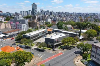 Ponto comercial para alugar na Avenida dos Estados, 1066, Água Verde, Curitiba por R$ 6.500