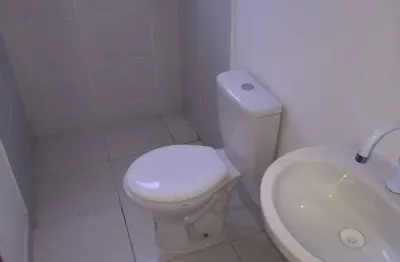 Alugo apto novo novo, primeira moradia em condomínio fechado na rua do bradesco viaduto