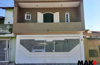 Sobrado com 3 dormitórios à venda, 226 m² por R$ 650.000,00 - Vila Urupês - Suzano/SP