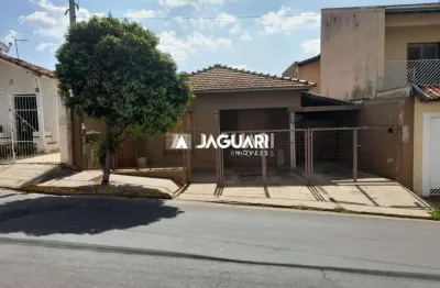 Casa comercial para alugar na Rua Prefeito Doutor Antônio Condi, Centro, Agudos