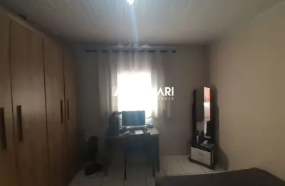Casa no bairro jardim vienense na cidade de  agudos;