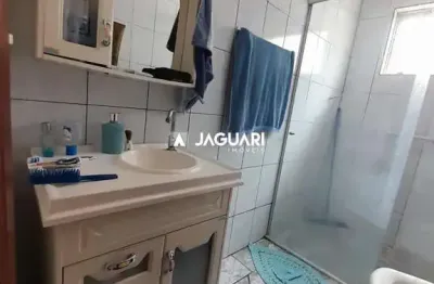 Casa no bairro jardim márcia i na cidade de  agudos;