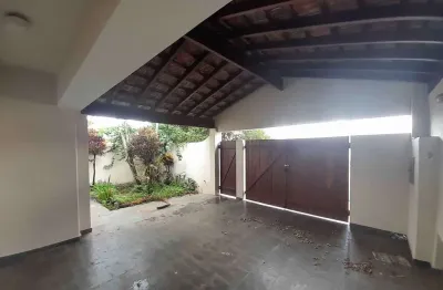 Casa comercial à venda no Centro, Agudos 