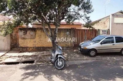 Casa no bairro jardim santa angelina na cidade de  agudos;