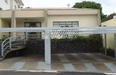 Casa comercial à venda na Avenida Benedito Otoni, Centro, Agudos