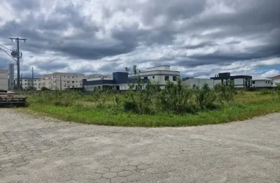 Terreno em palhoça no green village com 300m2 | viabilidade para 4 pavimentos