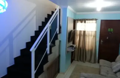 Casa em condomínio fechado com 2 quartos à venda na Rua Carijós, Parque São Vicente, São Vicente