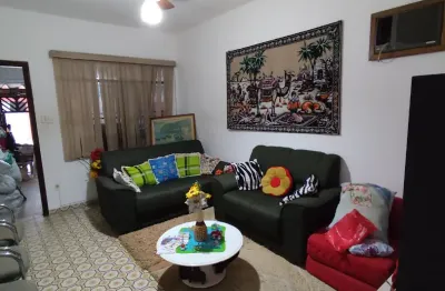 Casa com 3 quartos à venda na Vila Margarida, São Vicente 