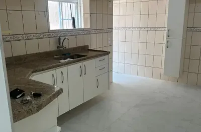 Apartamento com 4 quartos para alugar no Marapé, Santos 