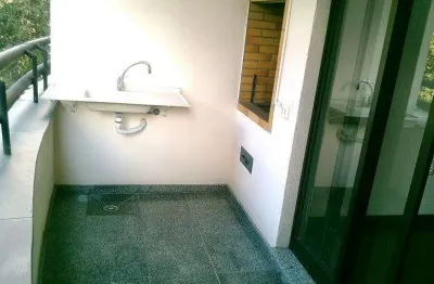 Viva no coração da vila andrade,varanda gourmet e rua privativa