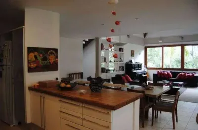 Casa em condomínio à venda em condomínio iolanda, taboão da serra - sp