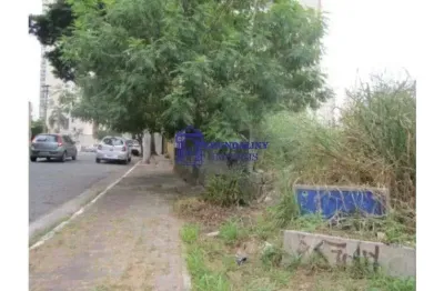 Terreno à venda na Praça Aquidauana, Vila Gomes, São Paulo