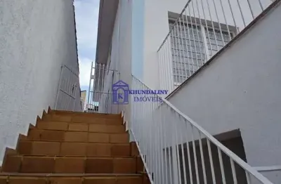 Casa com 3 quartos para alugar na Rua Ludovico Ariosto, 183, Cidade dos Bandeirantes, São Paulo