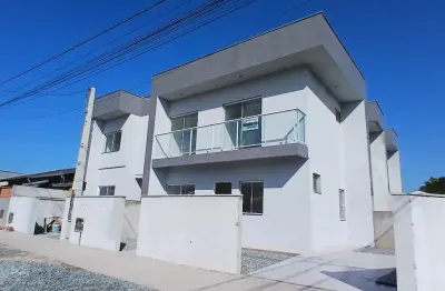 Sobrados  com 2 suítes  churrasqueira  na quinta dos açorianos em barra velha-sc