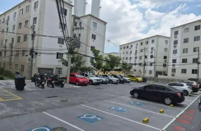 Apartamento com 2 dormitórios à venda, 48 m² por R$ 160.000,00 - Madureira - Rio de Janeiro/RJ