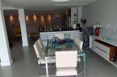 Casa com 3 quartos à venda, 205 m² por R$ 1.260.000 - Maralegre - Niterói/RJ