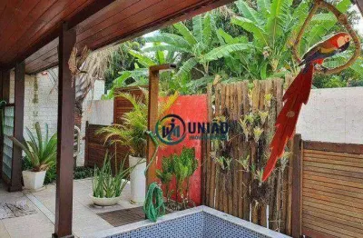 Casa duplex em pequeno condomínio, com 4 dormitórios, sendo duas suites - são francisco - niterói/rj