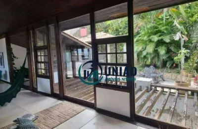 Casa com 4 dormitórios à venda, 300 m² por R$ 1.498.000,00 - Piratininga - Niterói/RJ