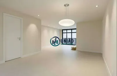 Maravilhoso apartamento, reformado e modernizado, 4 dormitórios, sendo 2 suítes, 3 vagas, lazer completo, excelente localização !!