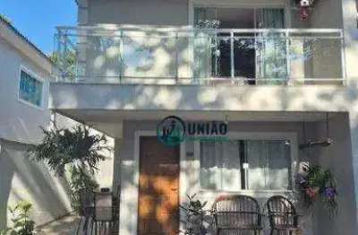 Lindíssima casa duplex em condomínio fechado no vale feliz, com 3 dormitórios (1 suíte), duas vagas!!